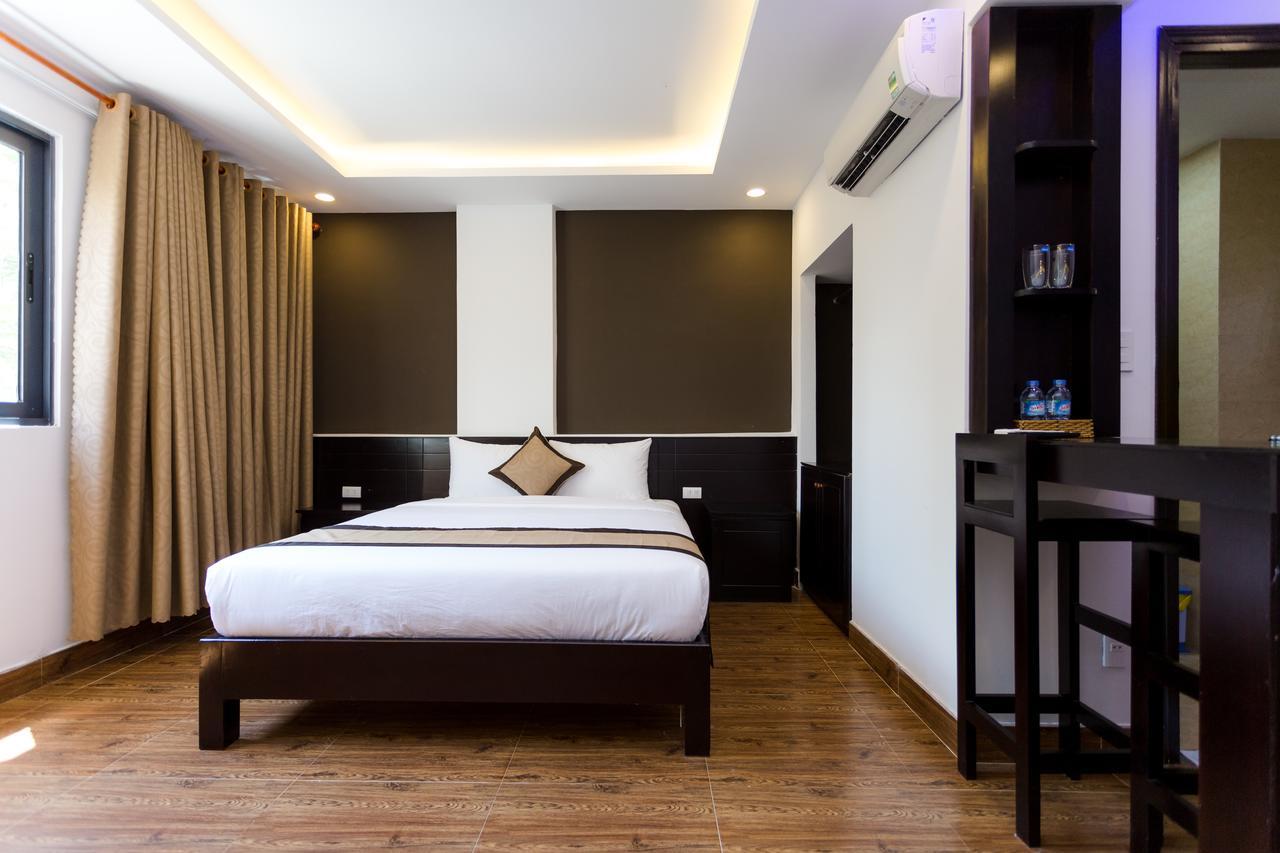 Manchester Hotel Дананг Экстерьер фото